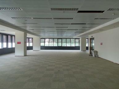 新疆廣匯石油（合生財(cái)富廣場(chǎng)）施工現(xiàn)場(chǎng)