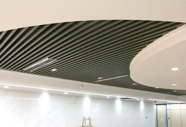 辦公室裝修吊頂應(yīng)該如何來(lái)選購(gòu)？